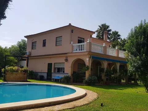 Casa o chalet independiente en venta en Las Palmeras s/n
